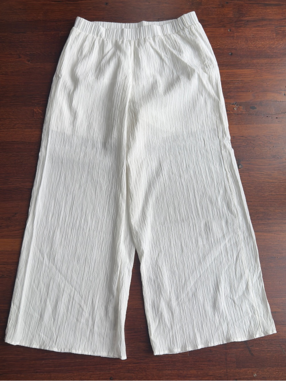 Curvy 1XL White Elastic Waist Wide Leg Pants